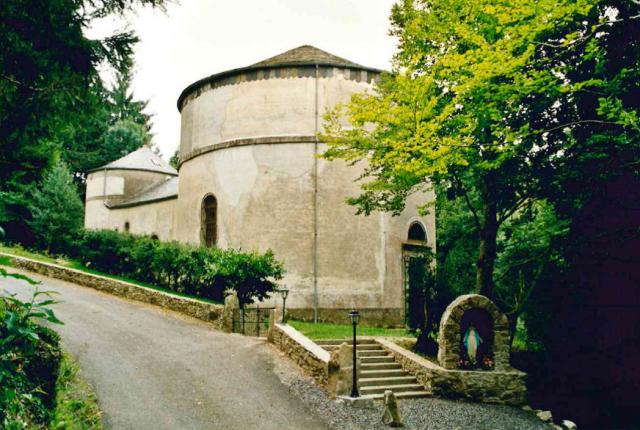 La Rotonde d'Ouillas Rotonde d'Ouillas
